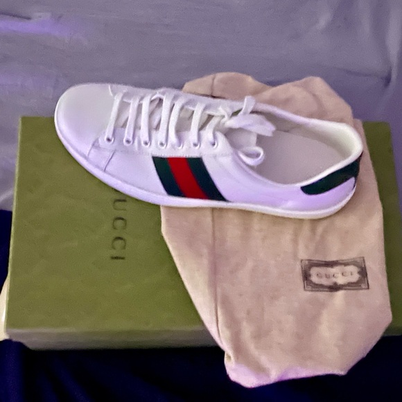 Gucci men sneakers size 9 1/2.. - Picture 8 of 8